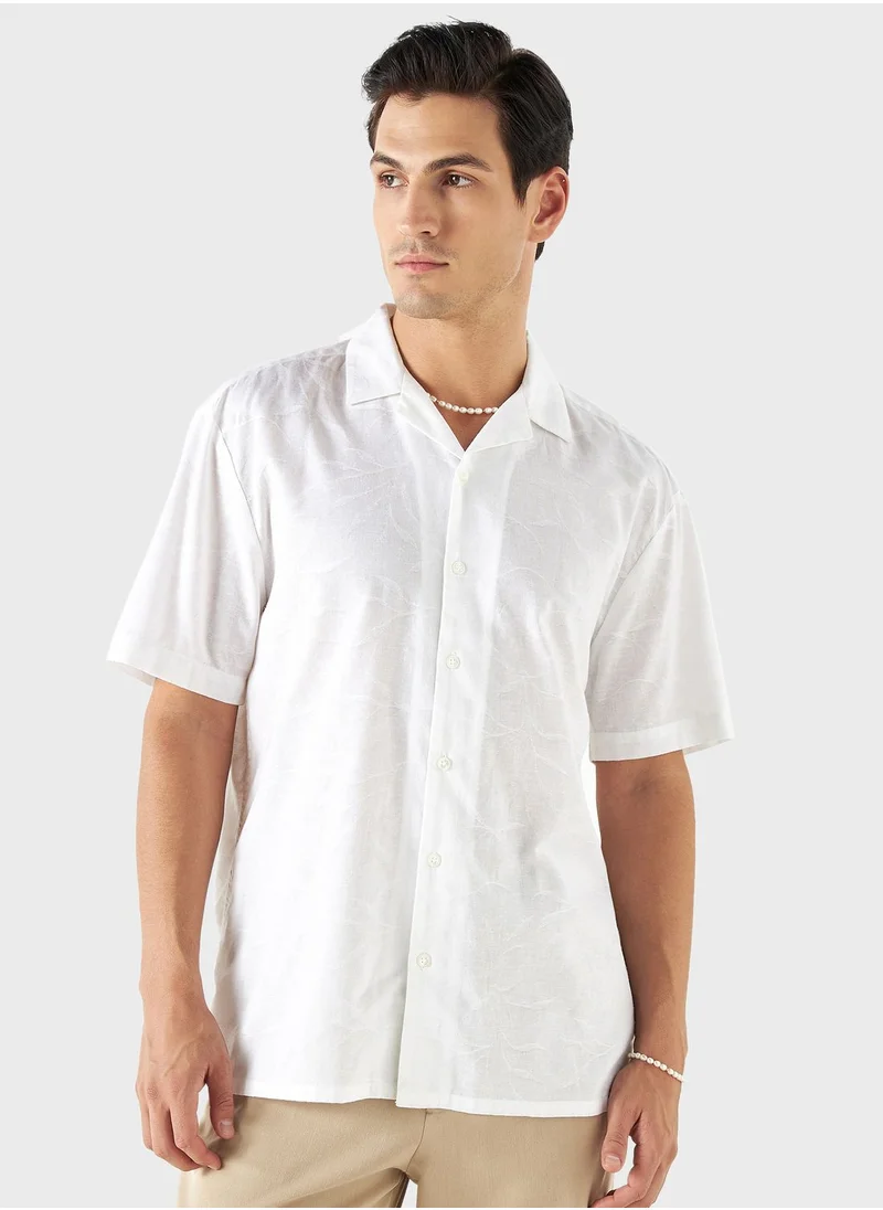 ايكونيك Leaves Print Relaxed  Fit Shirt