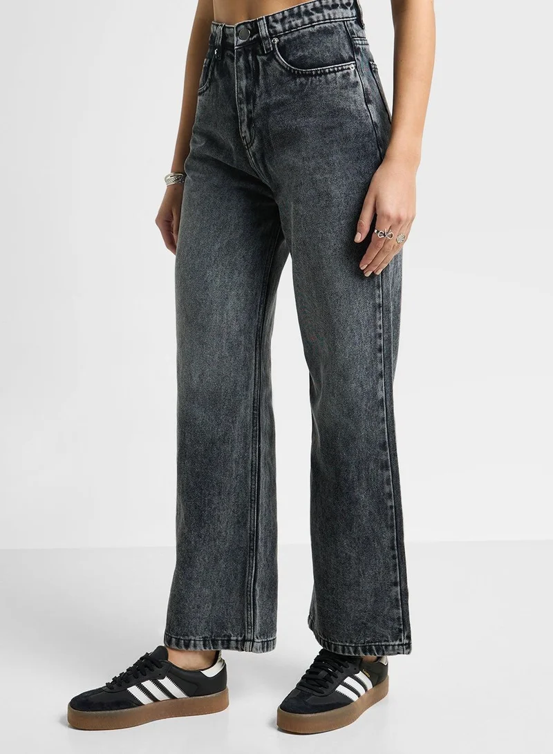 Mid Rise Wide Leg Jeans