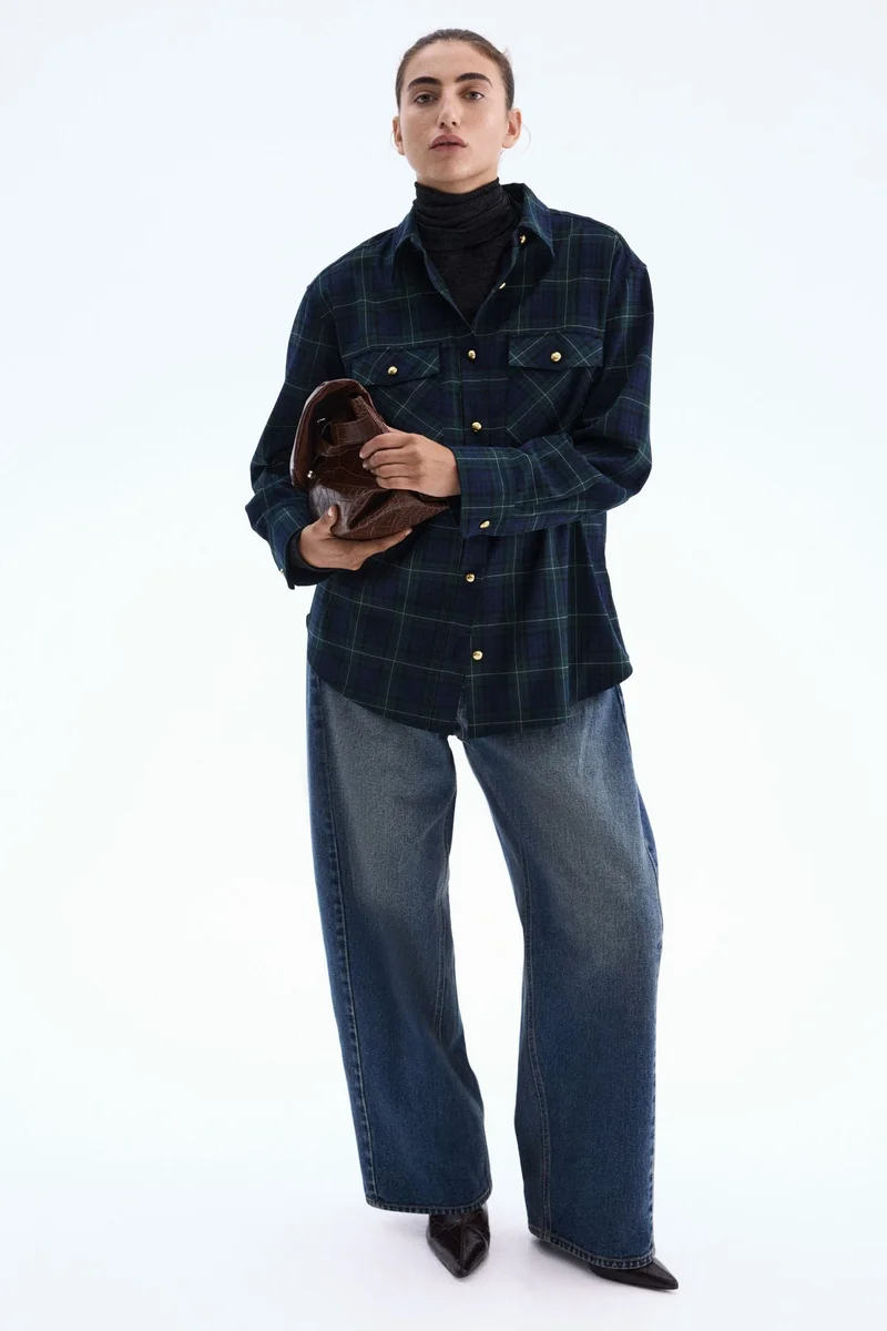 اتش اند ام قميص فلانيل بقصّة فضفاضة