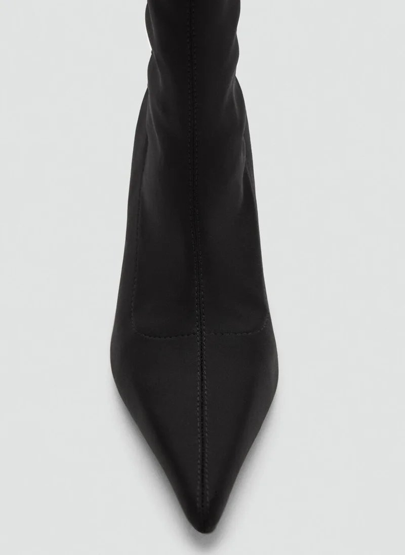 مانجو جوارب كعب بوت