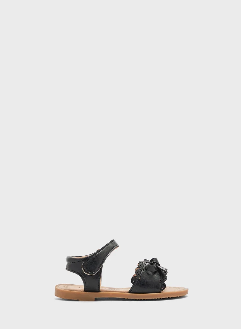 بنياتا Girls Slip-On Sandals
