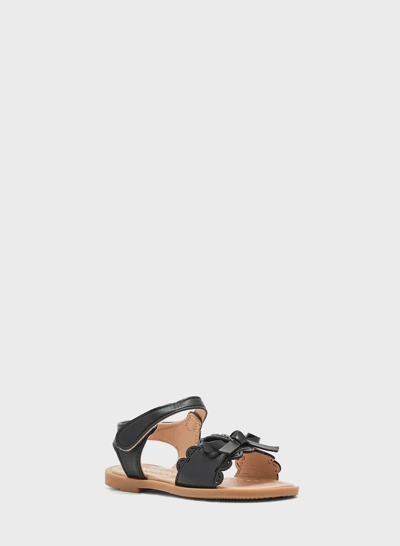 بنياتا Girls Slip-On Sandals