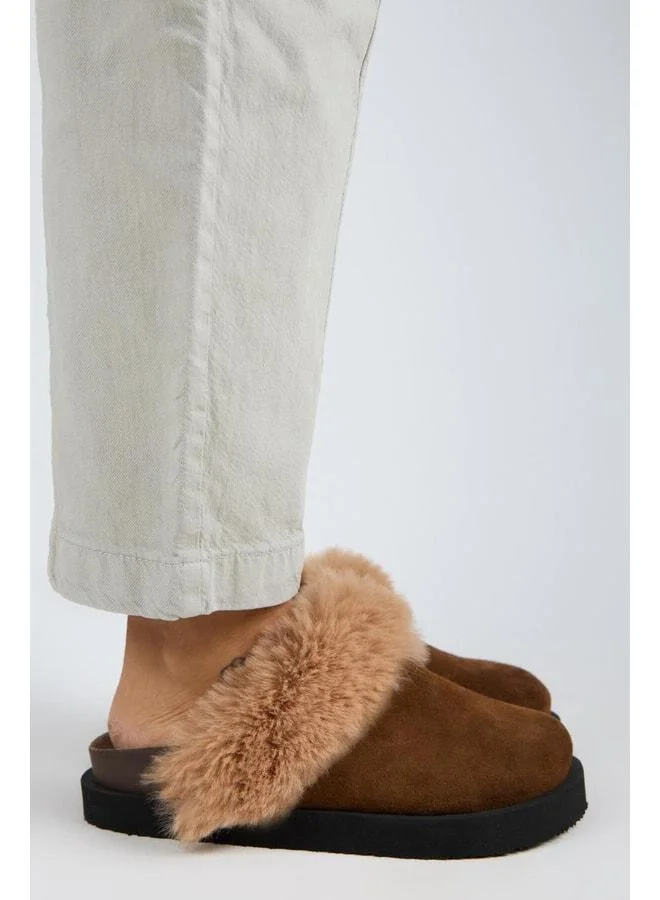 Ruzqahi Fur Women's Genuine Leather Flat Platform Sabot Slipper.