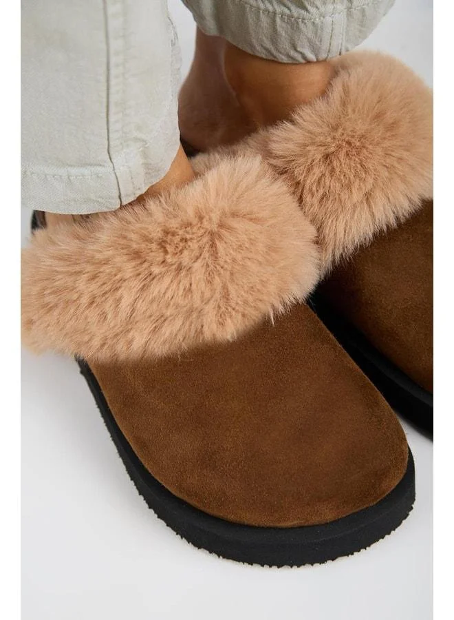 Manijero  Ruzqahi Fur Women's Genuine Leather Flat Platform Sabot Slipper. for Women | Best Price UAE