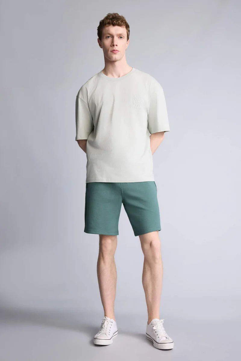DeFacto Regular Fit Shorts