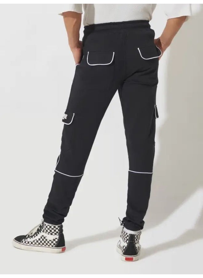 Maniac Maniac Mens Printed Black and White Cotton Slim Fit Cargo Pant  - Image 4