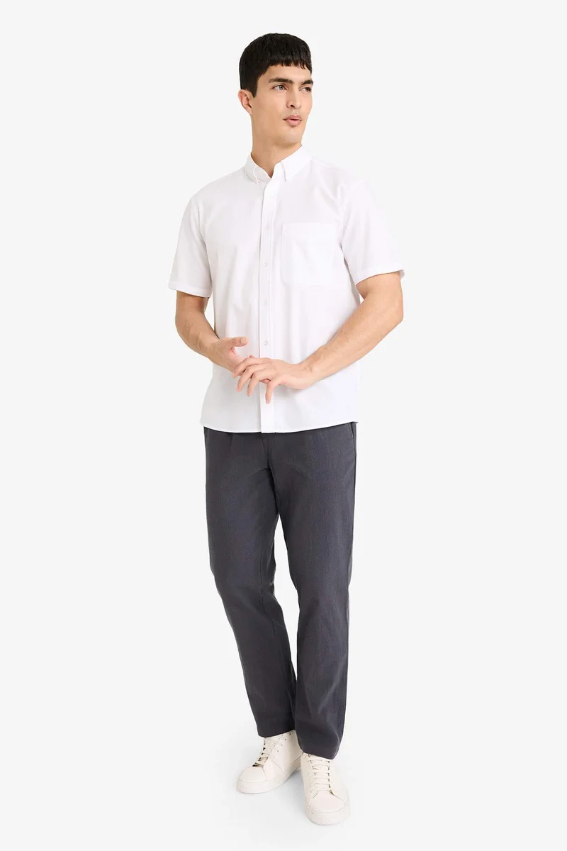 ديفاكتو Straight Fit Trousers