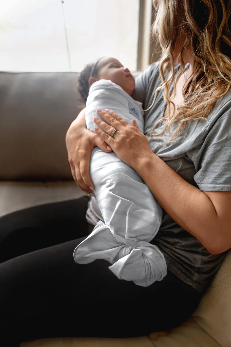 The Ollie Swaddle â€“ Adjustable Baby Swaddle for Newborns | Pediatrician-Approved for Safe Sleep | Easy Closure | Arms-Out | Lightweight, Machine-Washable | Easy Diaper Access - Image 4