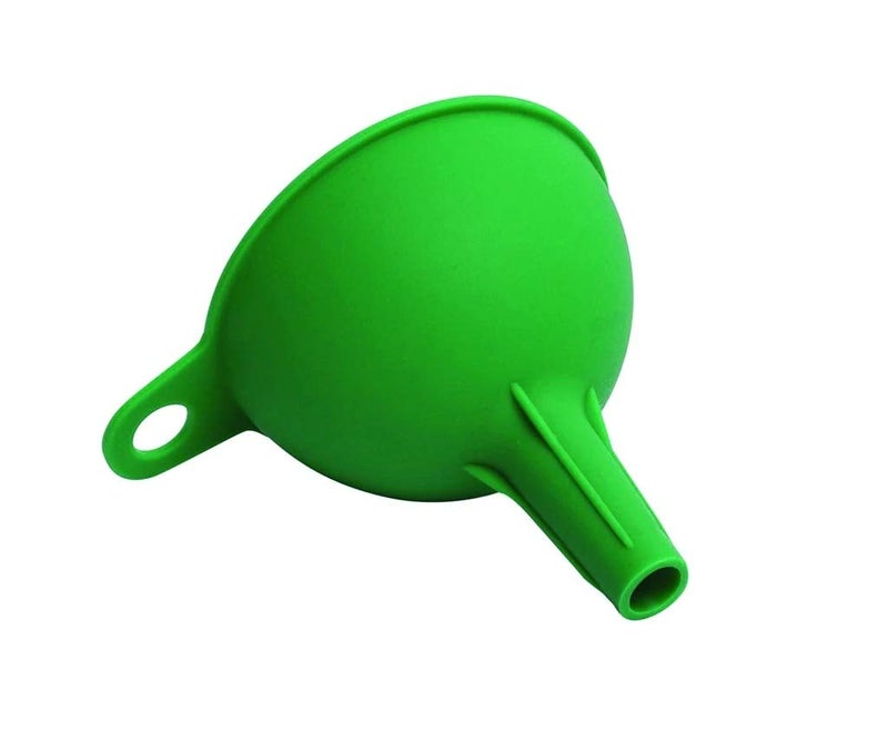 DeoDap Silicone Foldable Funnel for Water Bottle, Kitchen, Car - Premium Food Grade Silicone, Collapsible, Multicolour - Image 4