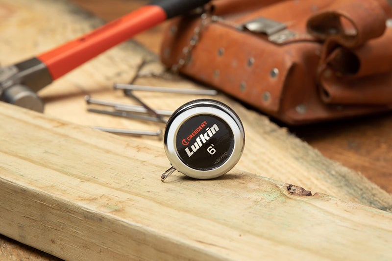 Lufkin Crescent Lufkin 1/4" x 6' Executive® Diameter Yellow Clad A19 Blade Pocket Tape Measure - W606PD - Image 4