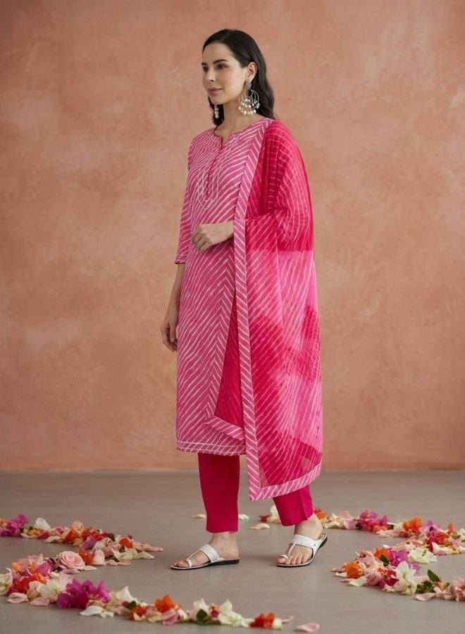 Yuris Pink  White Printed Kurta With Palazzos  Dupatta - Image 4