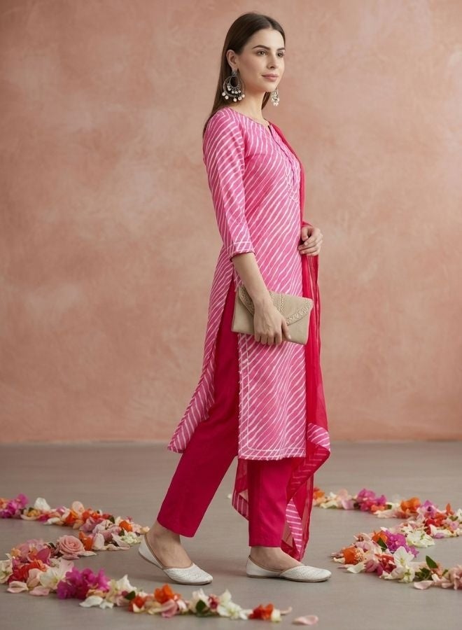 Yuris Pink  White Printed Kurta With Palazzos  Dupatta - Image 3