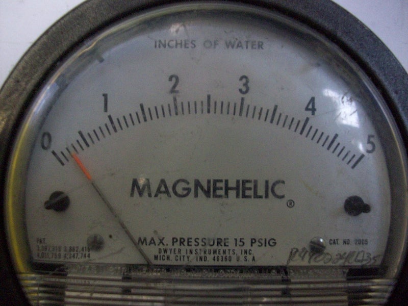 Dwyer 2005 Magnehelic Differential Pressure Gauge, Type, 0 to 5" WC, 4" - Image 4