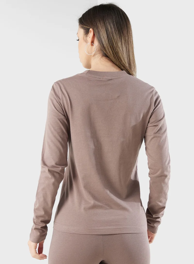 Hummel Legacy Logo T-Shirt