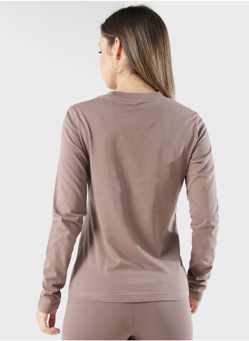 Hummel - Legacy Logo T-Shirt - Image 1