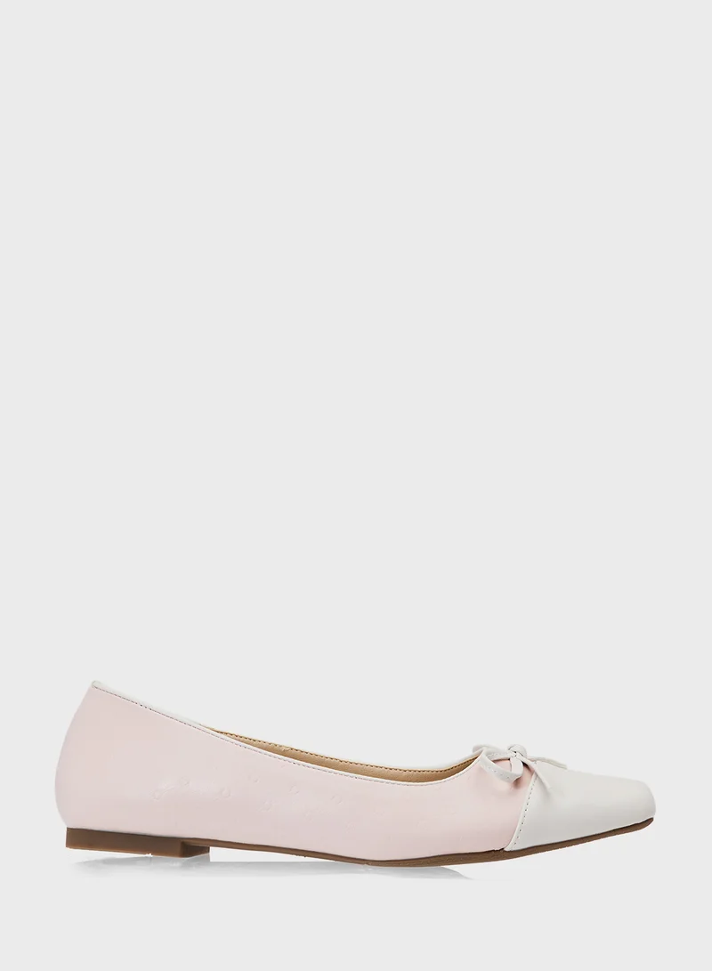 ELLA Contrast Ballerina With Bow