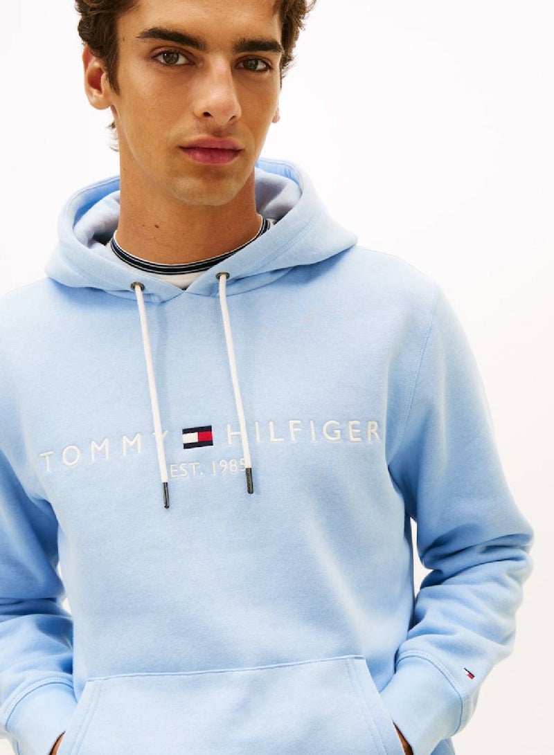 تومي هيلفيغر هودي مطرز بشعار - Image 5