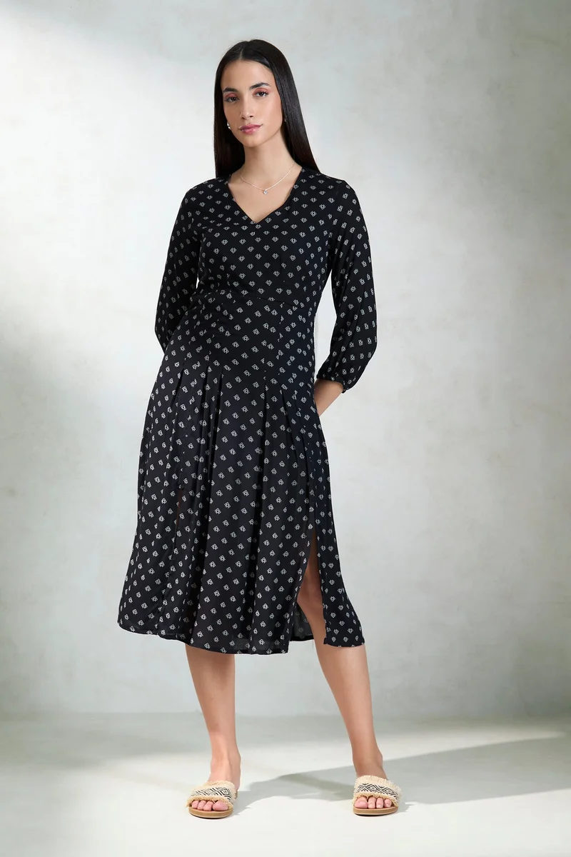 فيرجيو Printed Fit & Flare Dress