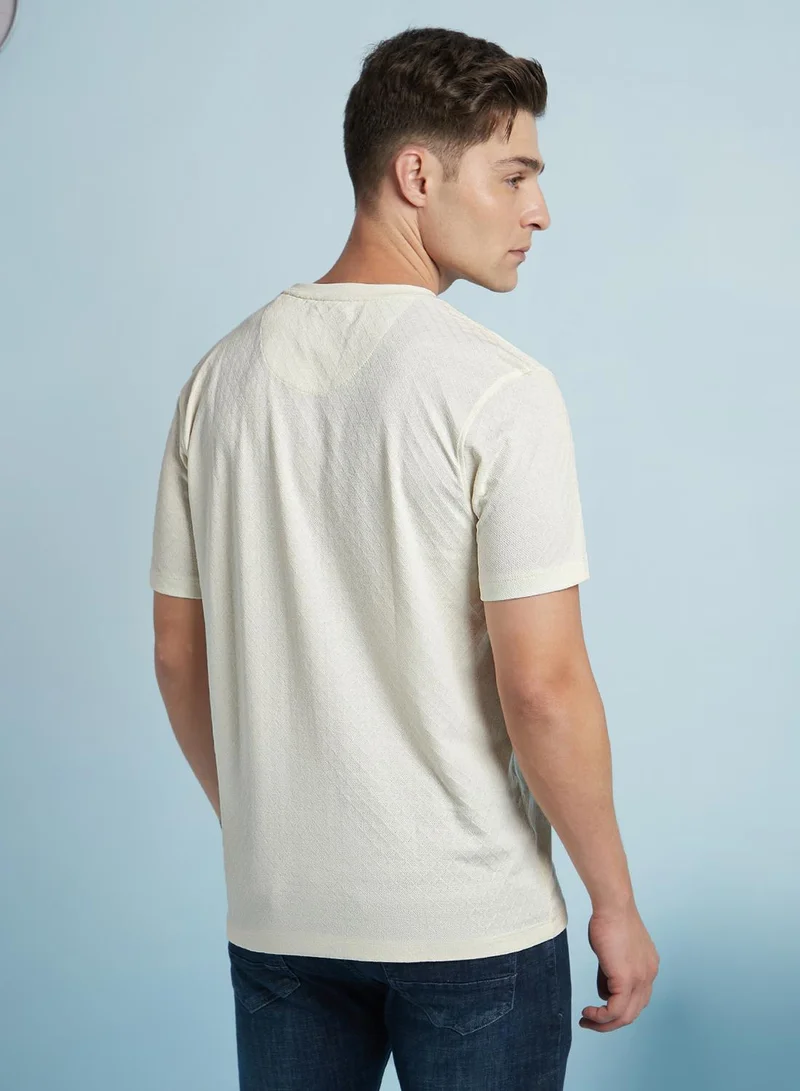 Dennis Lingo Men's Off White Cotton Blend Solid Regular Fit T-Shirt
