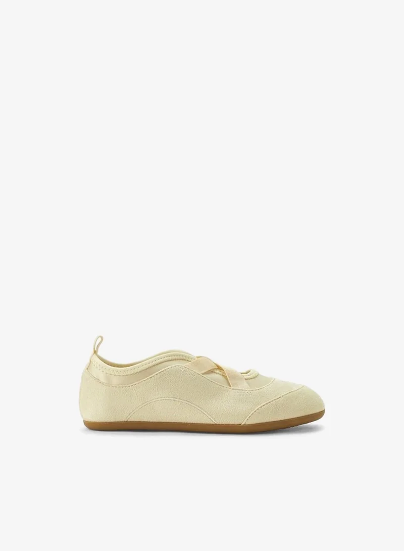 Girls Cross Strap Ballerina Shoes