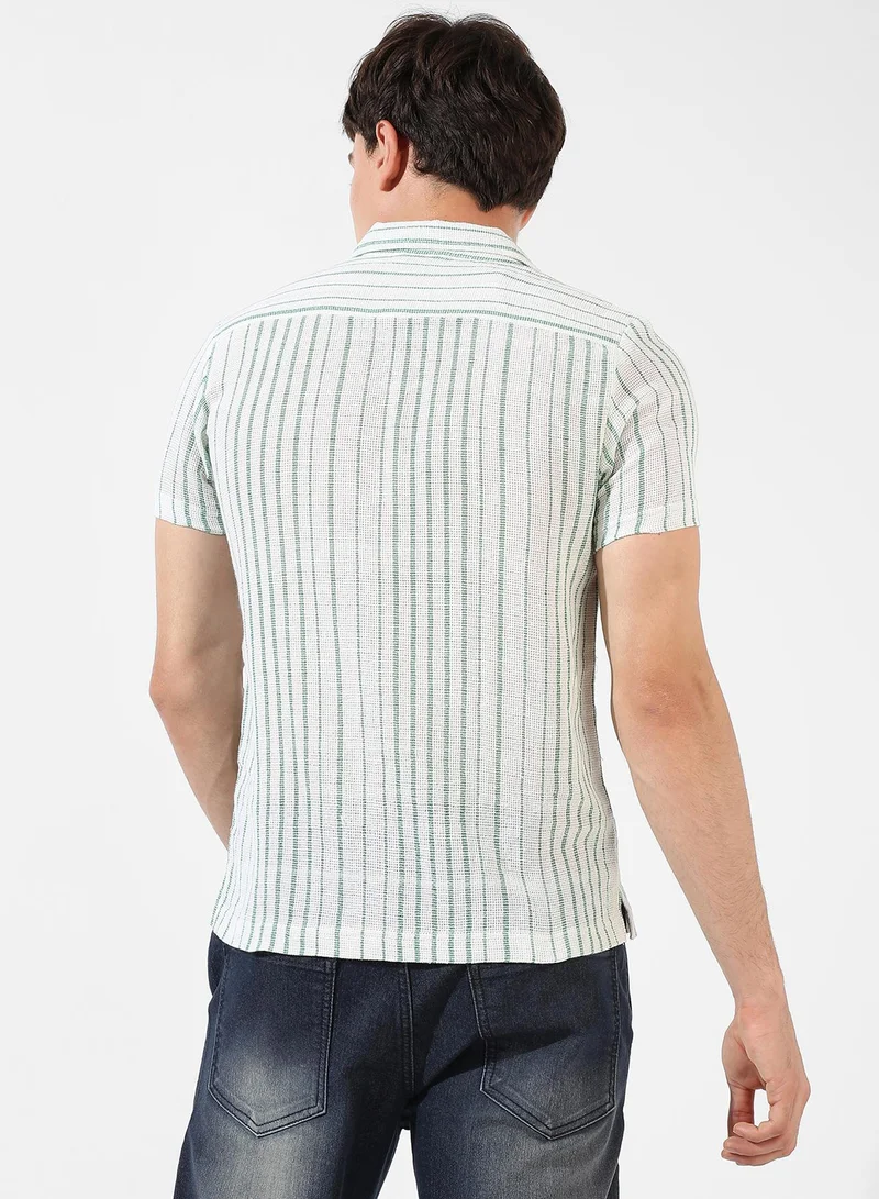 Campus Sutra Men's White & Green Striped Regular Fit Casual Shirt