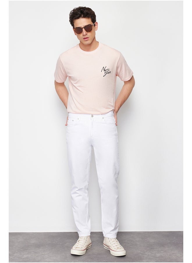 trendyol بنطلون جينز مريح باللون الأبيض TMNSS24JE00014  - Image 3
