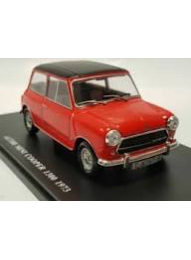 Mini Cooper 1:24 Scale Welly Die-Cast Mini Cooper Paceman 1300 Model Car | Alloy Metal Collectible Replica | Detailed Display Toy for Enthusiasts and Collectors - Image 4