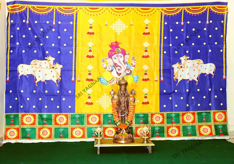 SRI YAGNAA سري ياجنا - قماش خلفية لتزيين البوجا (8x5 قدم) - م 30 - (تصميم غانيش مع غوماثا على خلفية زرقاء وصفراء) - Image 3