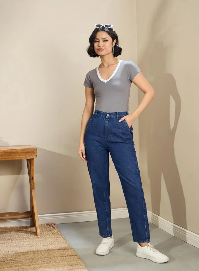 SASSAFRAS SASSAFRAS Women Grey Contrast Deep V Neck Fitted Crop T-Shirt