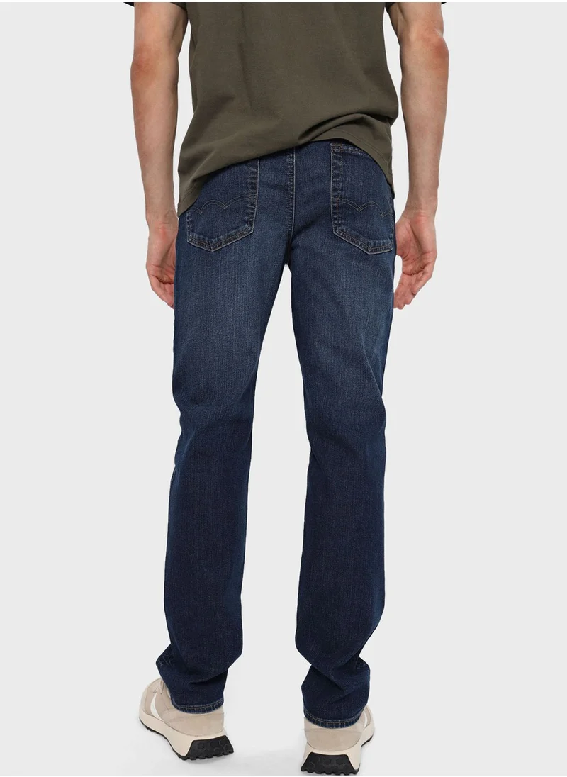 امريكان ايجل Dark Wash Slim Fit Jeans