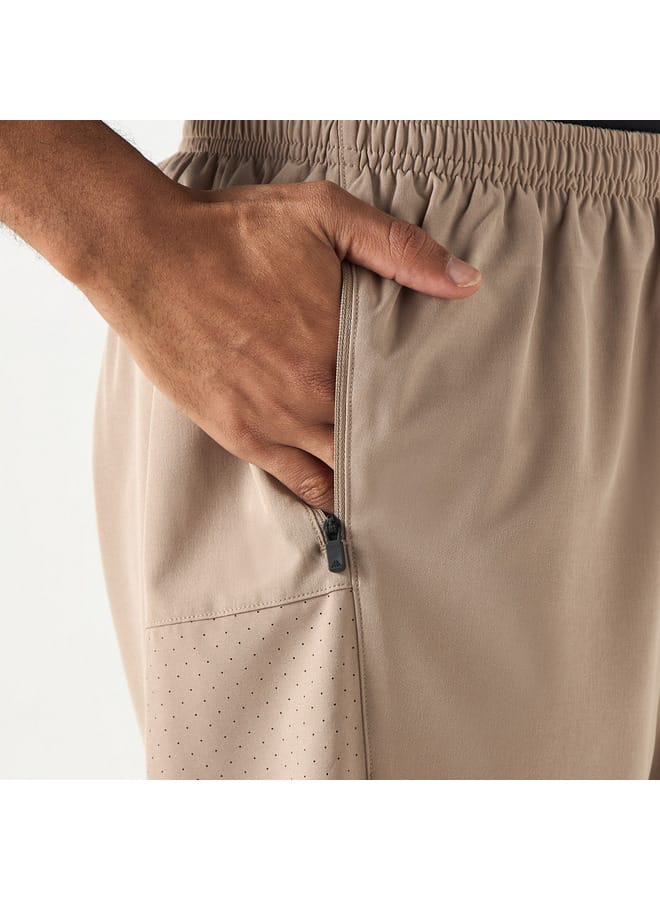 كابا شورت بخصر مطاطي وجيوب وطبعات شعار من كابا - Image 4