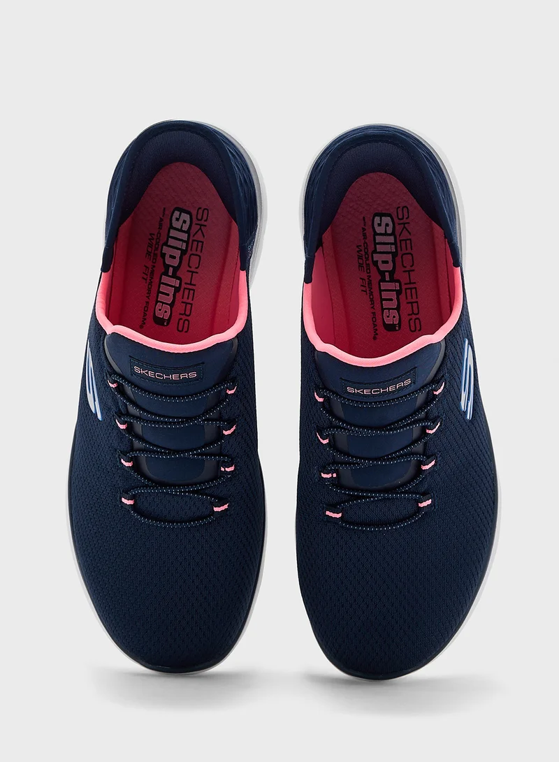 SKECHERS SUMMITS