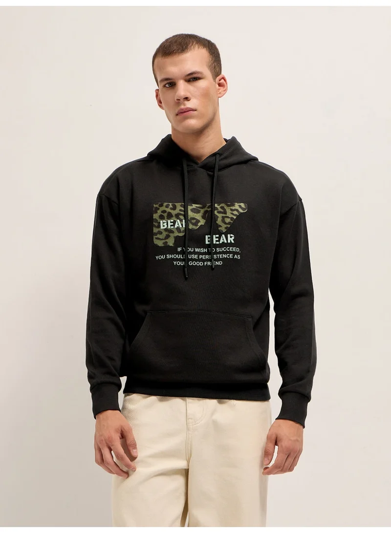 THE BEAR HOUSE Men's Hoodie for Casual, Daily, or Outdoor Wear – Classic and Comfortable Style Suitable for Travel, Lounging, or Everyday Use in Any Season