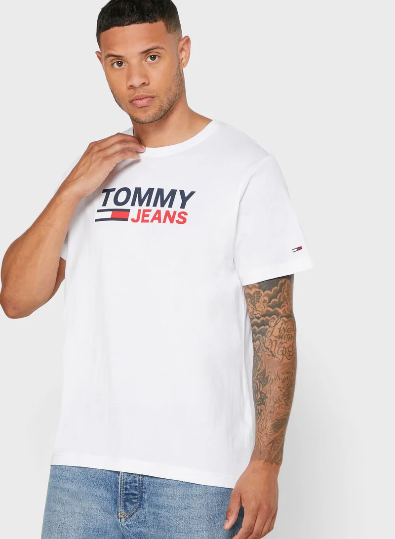 TOMMY JEANS Logo Crew Neck T-Shirt