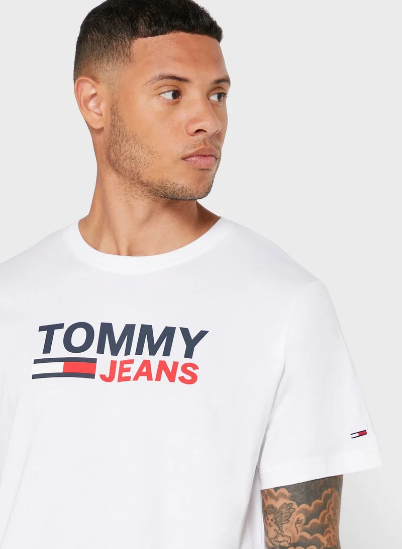 TOMMY JEANS Logo Crew Neck T-Shirt