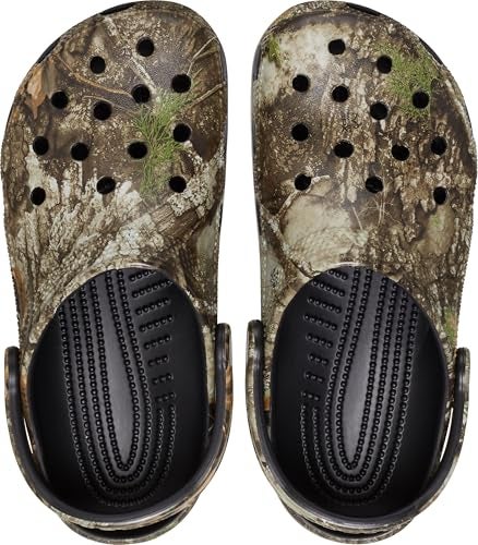 Crocs Unisex-Adult Classic Realtree Clog, Multi APX, 9 Men/11 Women - Image 4