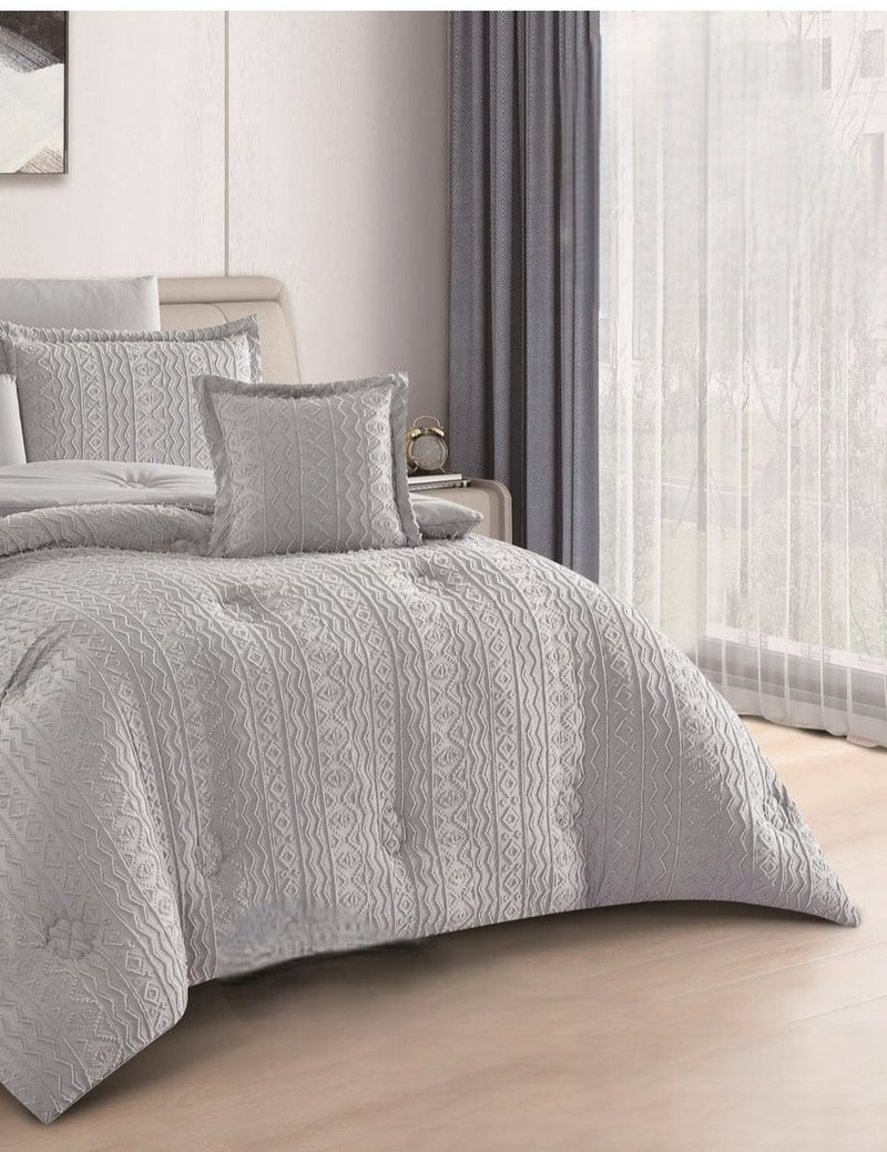 Elegant 8-piece summer bedspread set for a double bed, featuring a quilted design and microfiber material, sized 260x240 cm. - Image 2
