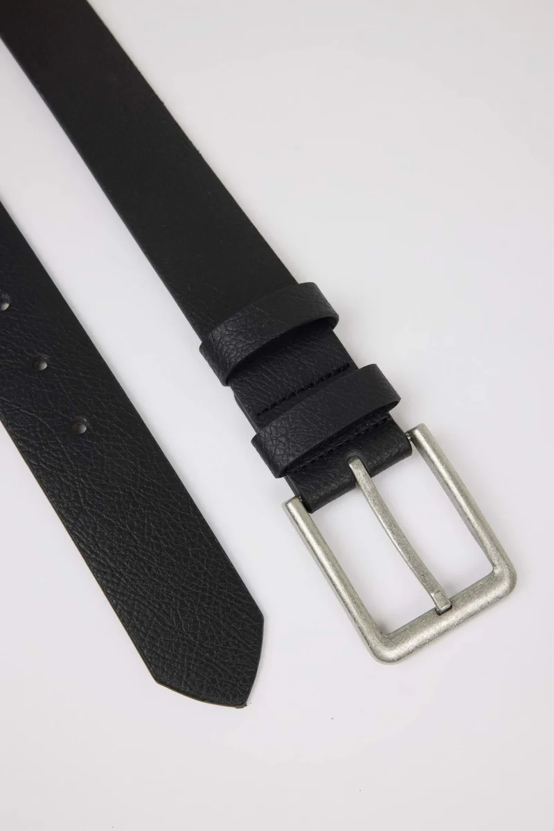 ديفاكتو Man Square Clasp Faux Leather Belt