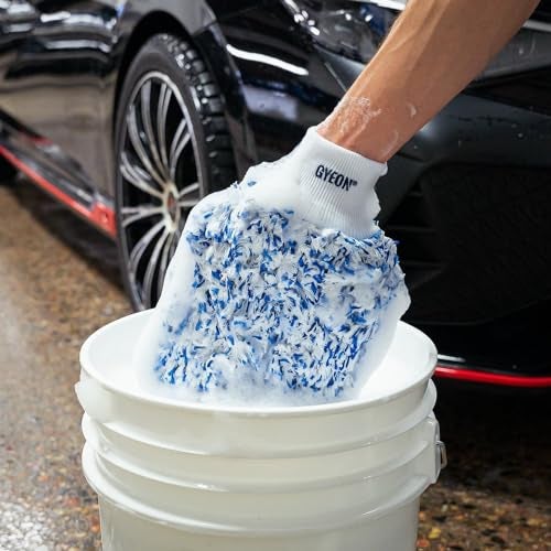 Gyeon Smoothie EVO Microfiber Car Wash Mitt - Scratch Free and Edgeless Design - Safe Cleaning of Your Paint - Korean Microfiber Wash Mitt - Image 4