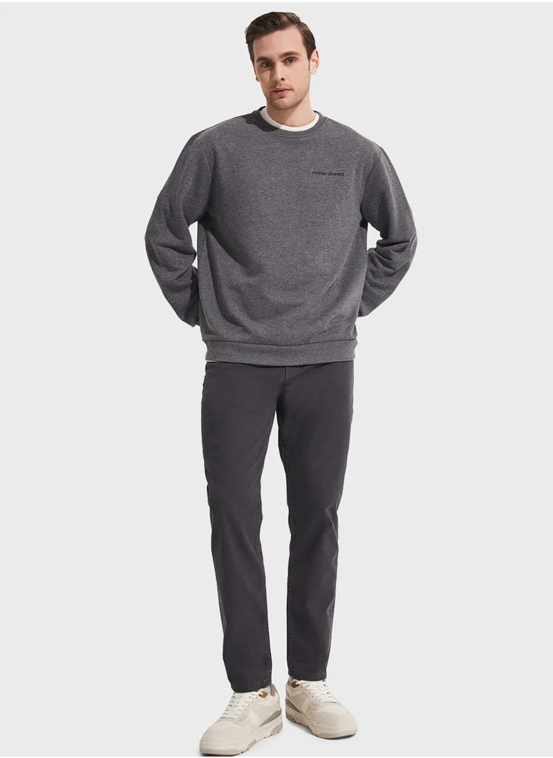 جون Essentail Crew Neck Sweatshirt