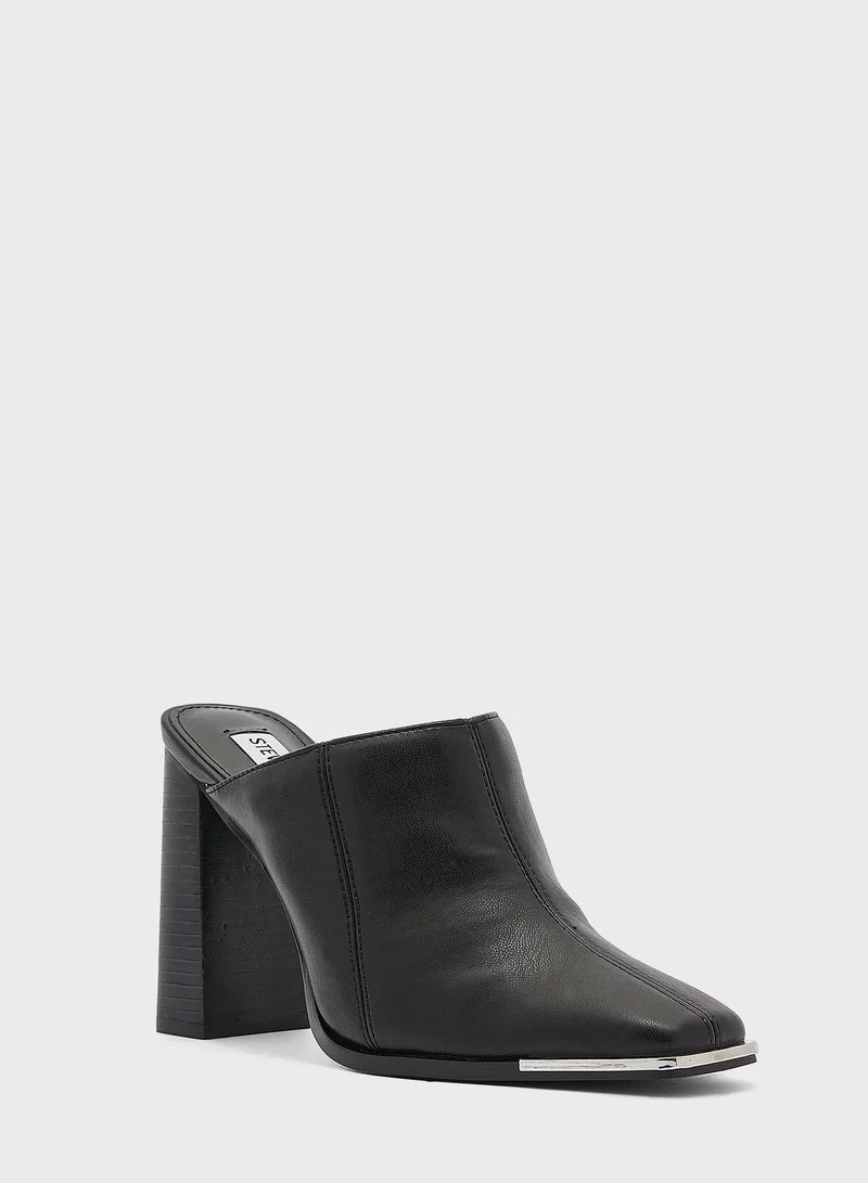 STEVE MADDEN Sadler High Heel Pumps