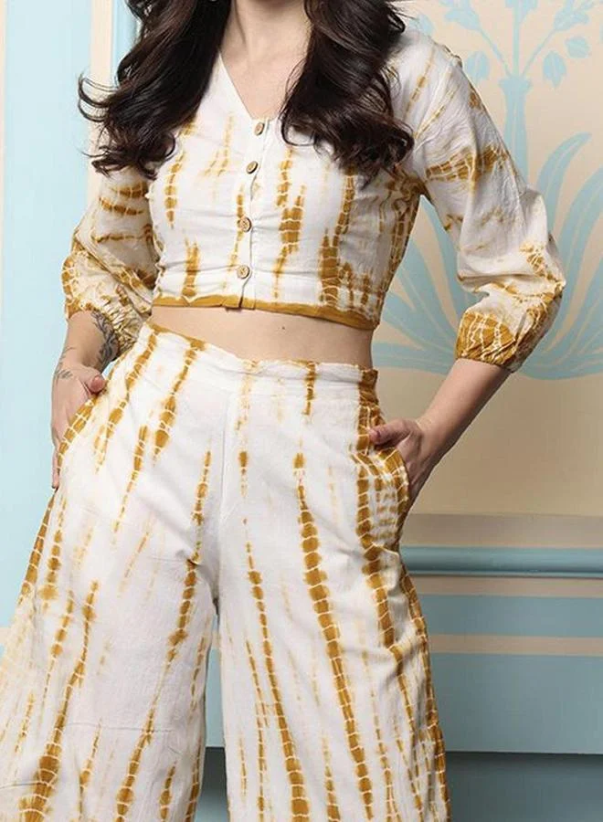 آي شين طقم بلوزة قصيرة وبنطلون بطبعة صبغ وربط من إيشين بياقة على شكل حرف