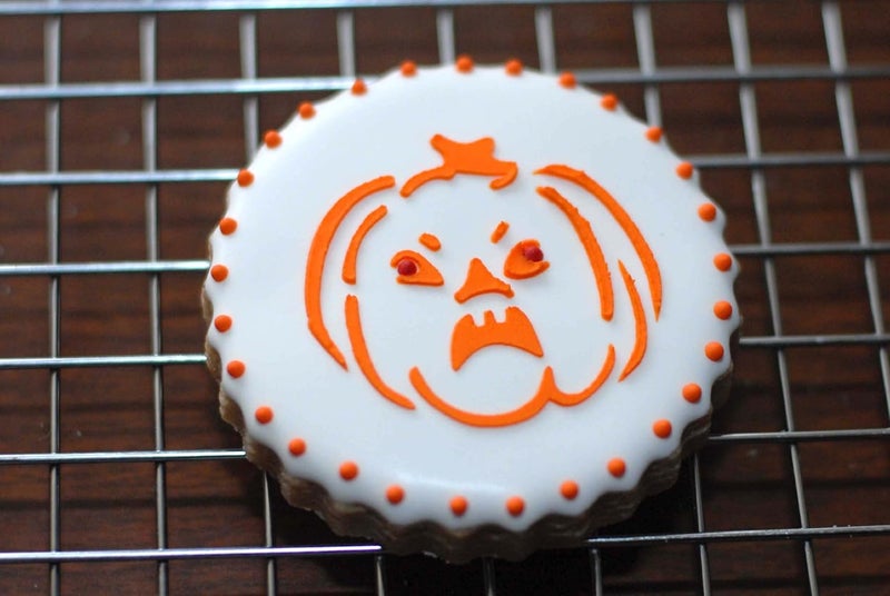Designer Stencils C573 Mini Halloween Pumpkin Faces Cookie Stencils Beigesemitransparent - Image 2