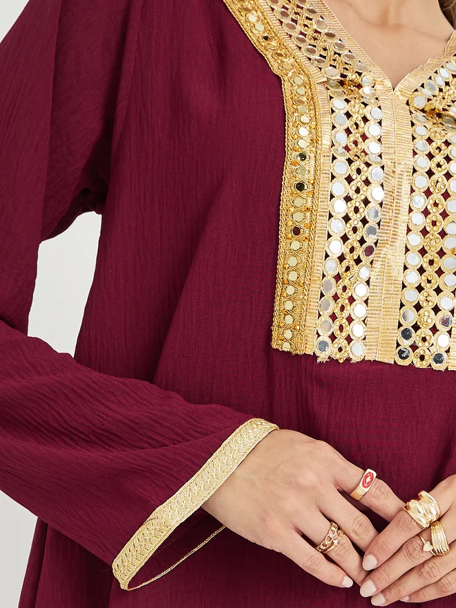 Styli Styli Mirror Work Lace Detail V Neck Jalabiya