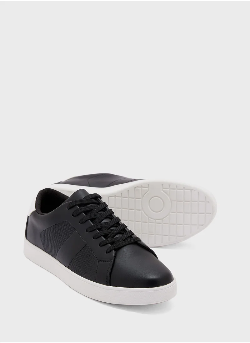 سفنتي فايف Perforation Detail Casual Sneakers