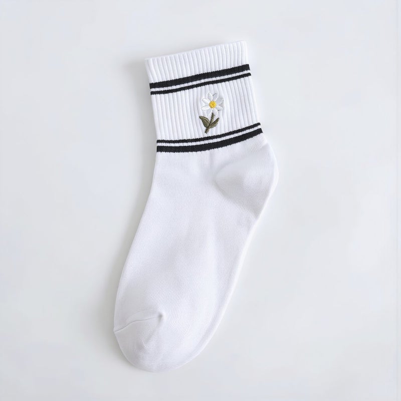 Women Cotton Daisy Embroidery Crew Socks Soft Breathable Casual Sports - Image 2