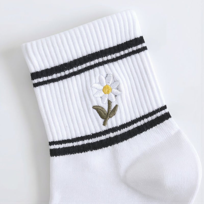 Women Cotton Daisy Embroidery Crew Socks Soft Breathable Casual Sports - Image 5
