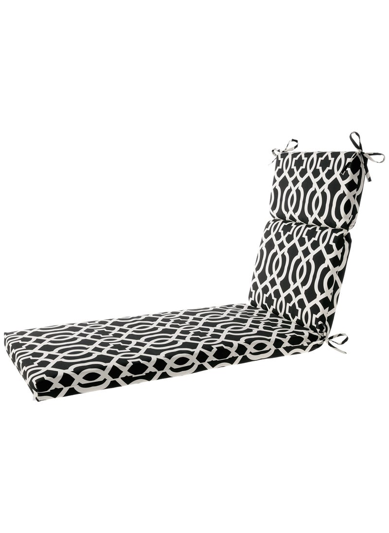 Pillow Perfect Pillow Perfect Trellis IndoorOutdoor Split Back Chaise Lounge Cushion with Ties Plush Fiber Fill Weather and Fade Resistant 725 x 21 Black New Geo 