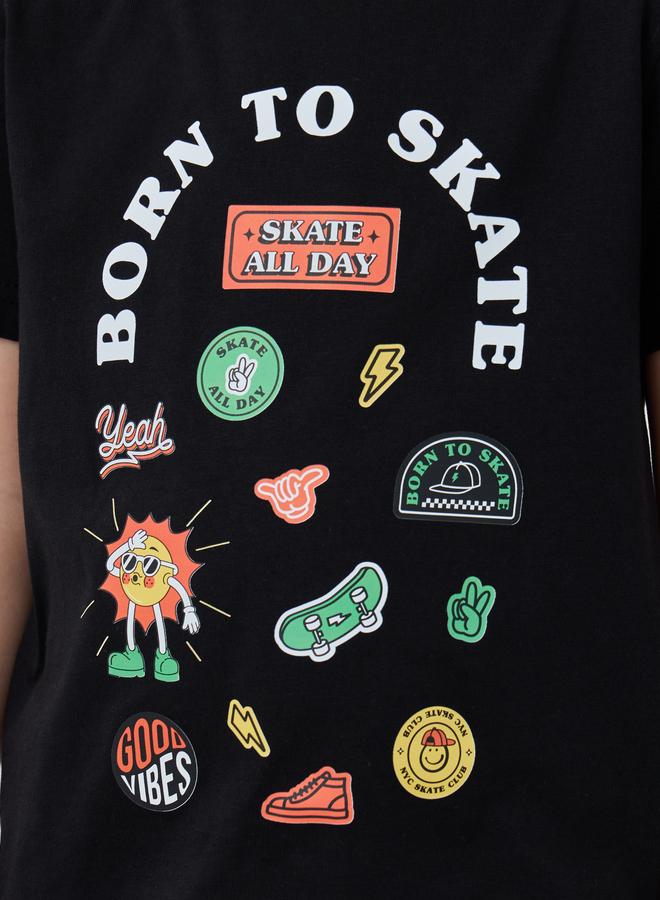 Styli Graphic Print Round Neck T-Shirt - Image 3