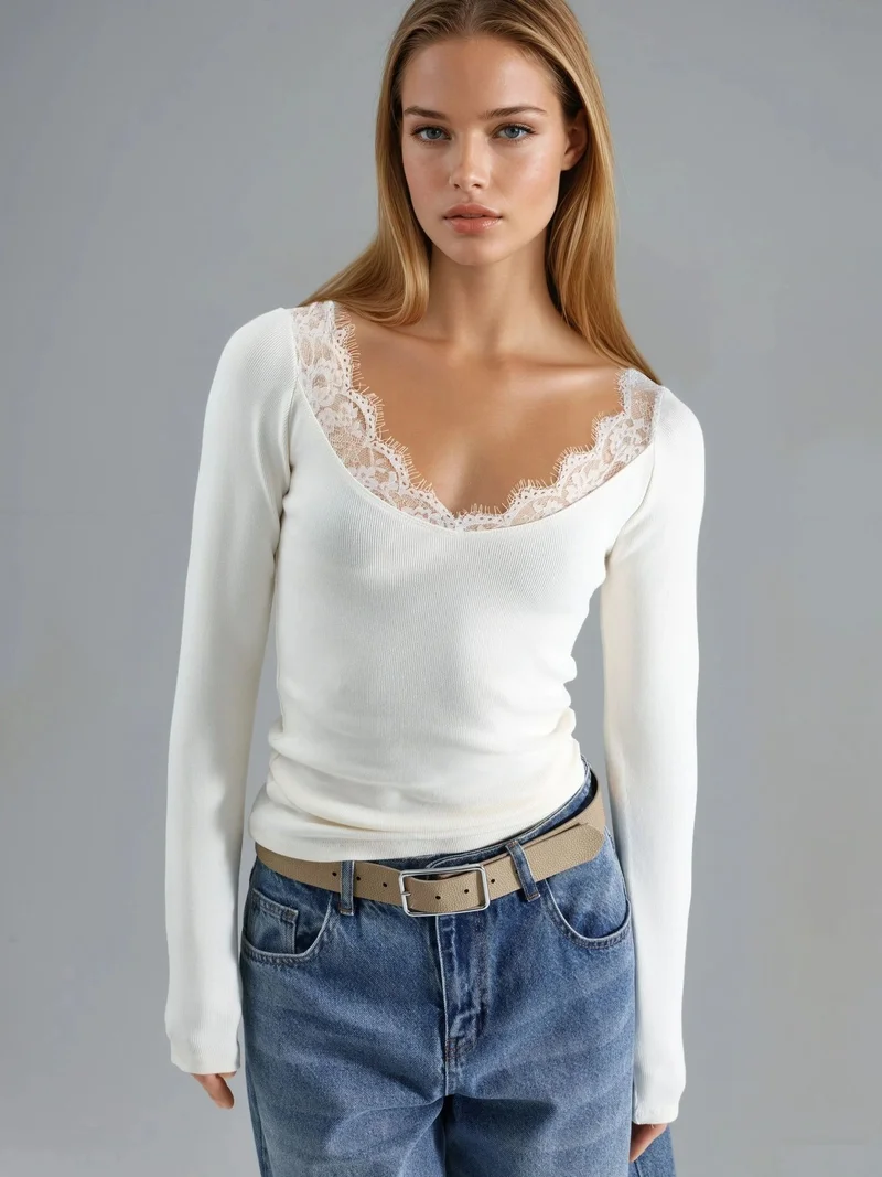 Busem BUSEM Lace Detailed V-Neck Blouse
